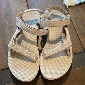 Teva sandals, brand new, never been worn before! Size 10